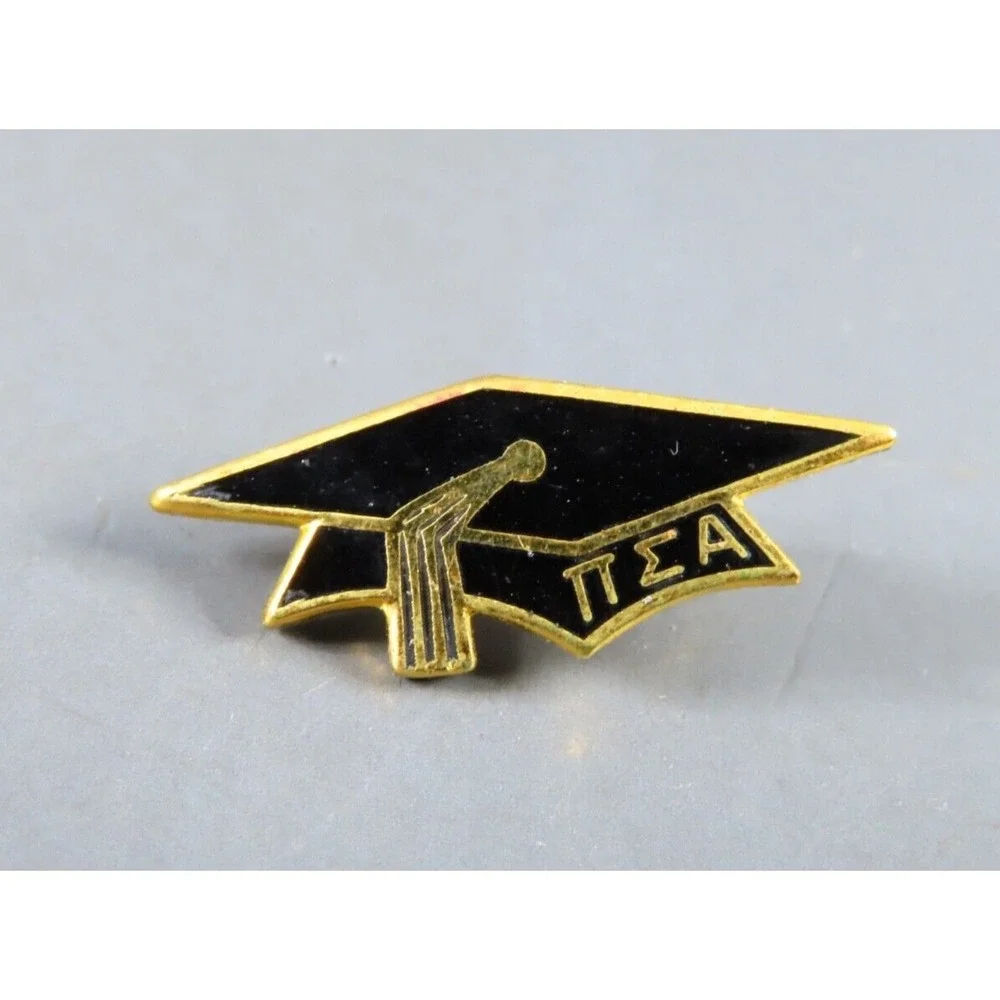 VTG PI SIGMA ALPHA Honor Society GRADUATION CAP PIN Fraternity Gold Black Enamel